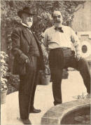 Apelles Mestres amb el seu amic, el pintor Joaquim Mir.