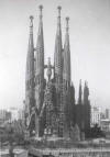 Gaudí: La Sagrada Família - 1933 - La façade de la Nativité finie