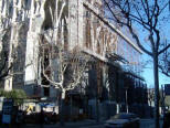Gaud: Sagrada Famlia  Faade de la Gloire  tat de construction au mois de fvrier de 2005