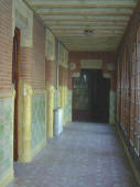Domnech i Montaner:  Reus  Institut Pere Mata  Pasillo de entrada a las habitaciones del primer piso