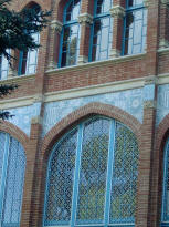 Domnech i Montaner:  Reus  Institut Pere Mata  Detalle de la fachada