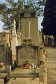 Tumba de Alexandre de Riquer en el Cementerio de Ciutat de Mallorca (Palma)