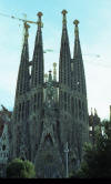 Gaud�: Iglesia de la Sagrada Fam�lia en Barcelona