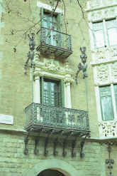 Puig i Cadafalch: Casa de les Punxes Balcones